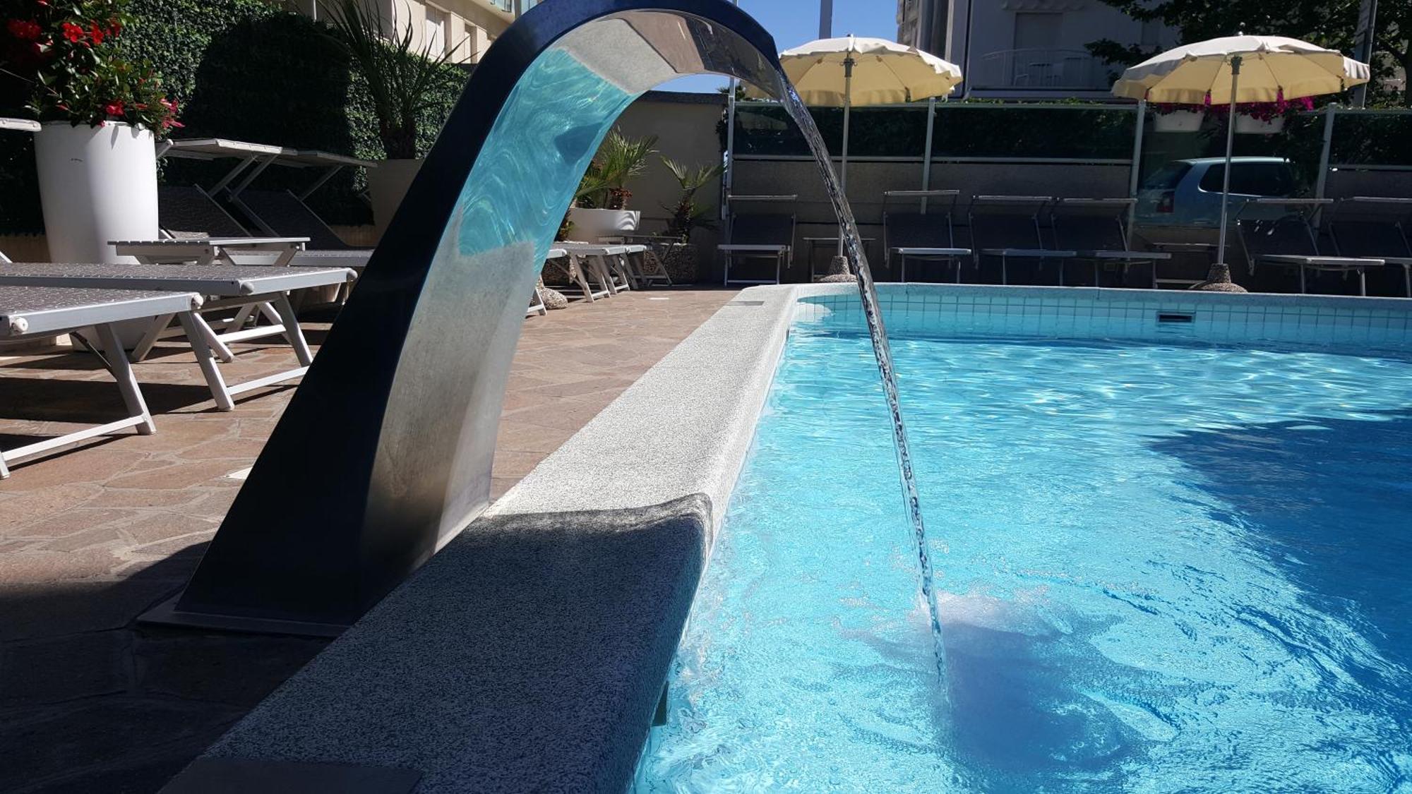 Hotel Poker Riccione Kültér fotó