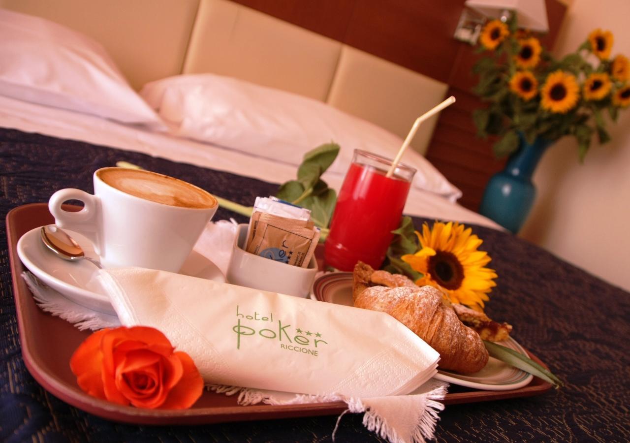 Hotel Poker Riccione Kültér fotó
